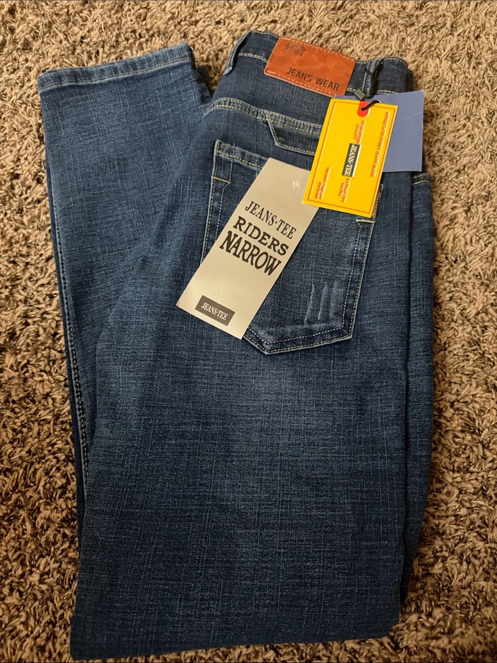 NWT-Riders Narrow #816 Men’s Dark Blue Denim Jeans, Size Small/28